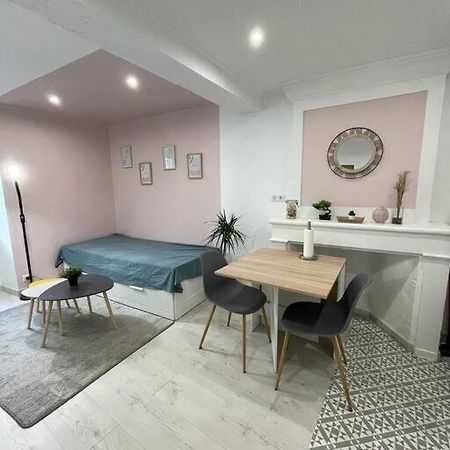 Joli Studio Cozy Tout Equipe Hyper Centre Saintes Eksteriør billede